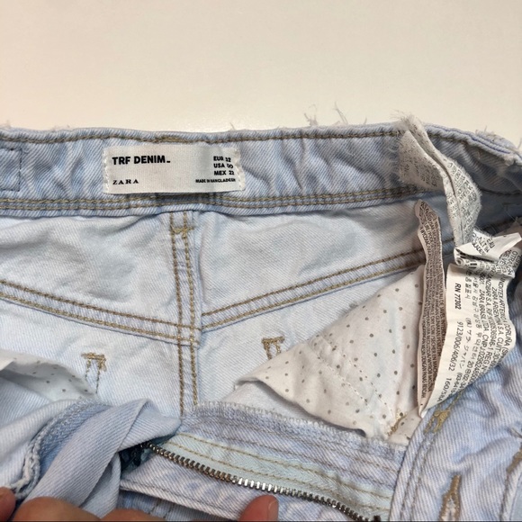 NWOT Zara High Rise Distressed Cutoff Jean Shorts - Picture 8 of 9
